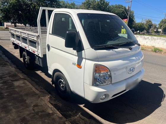 HYUNDAI HR 2.5 TCI LD EXTRA LONGO SEM CAÇAMBA 4X2 8V 97CV TURBO INTERCOOLER DIESEL 2P MANUAL